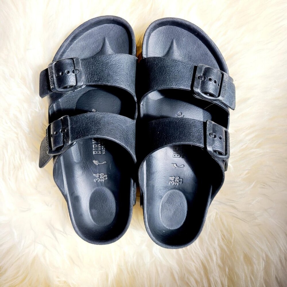 EUC Birkenstock Youth Arizona EVA Sandal Black Size 34 (Size 3-3.5) WATERPROOF!